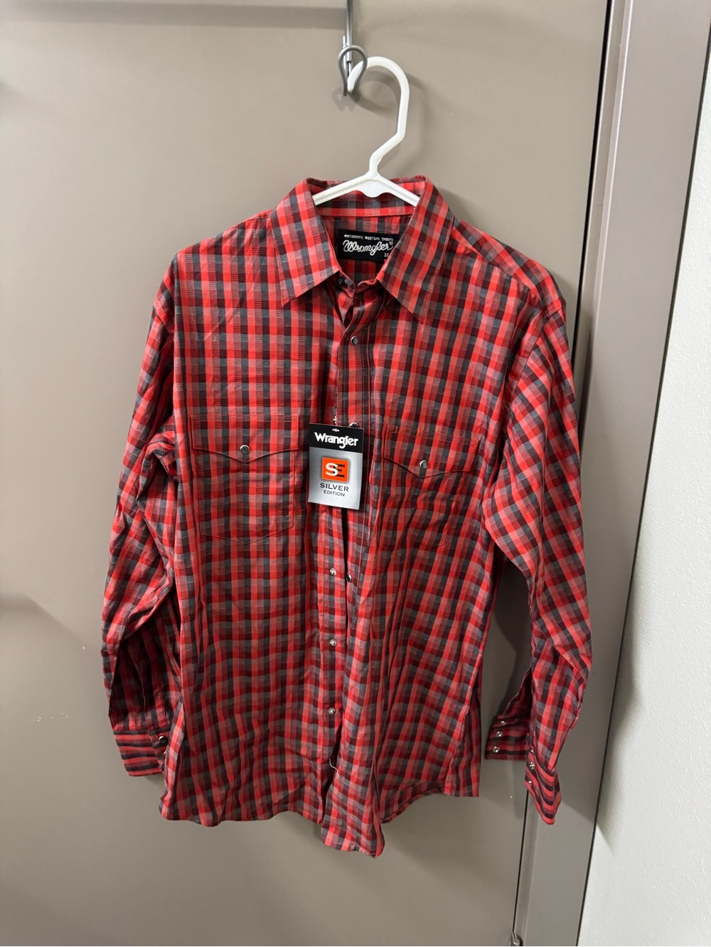 Men’s Wrangler Pearl Snap